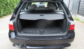 BMW 530i Touring Individual E61 full