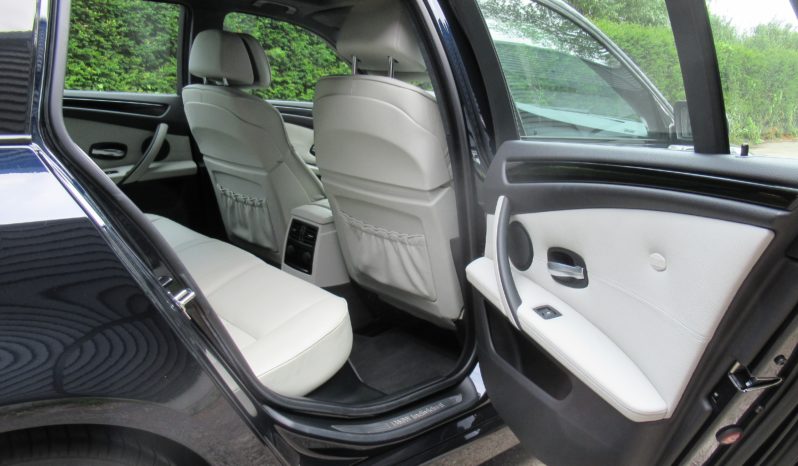 BMW 530i Touring Individual E61 full