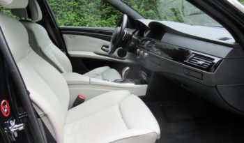 BMW 530i Touring Individual E61 full