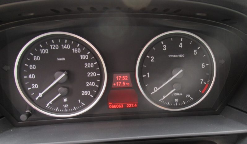 BMW 530i Touring Individual E61 full