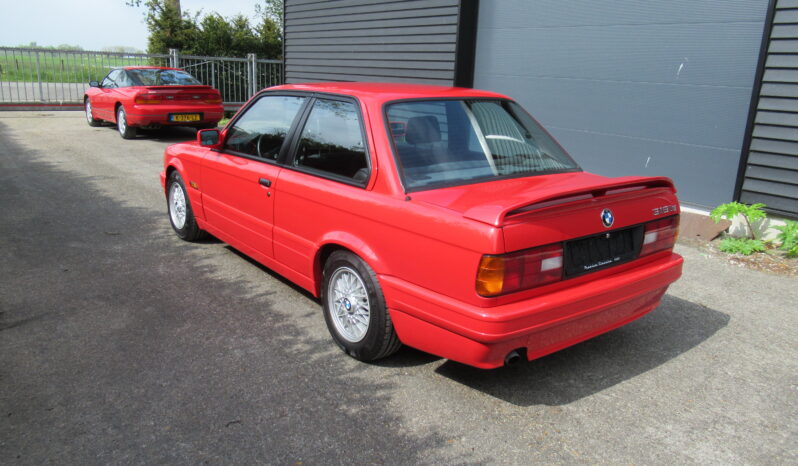 BMW 318iS MTechnic E30 full