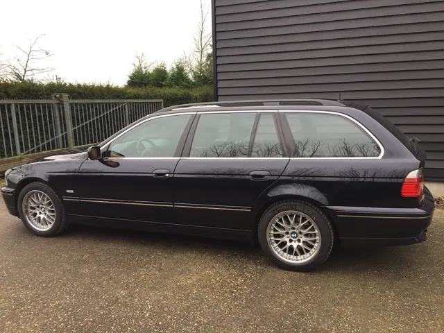 BMW 540i Touring (E39)