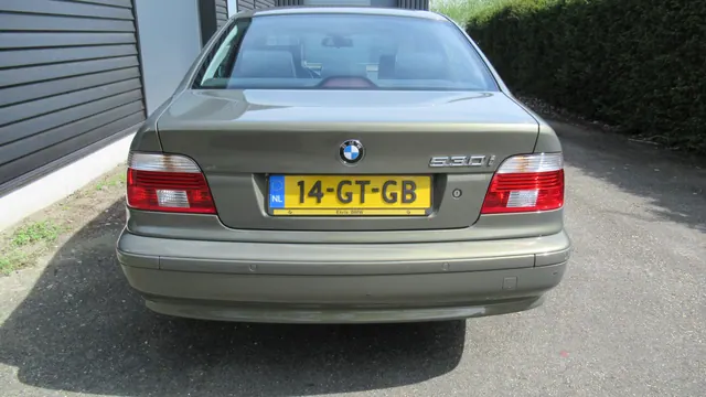 BMW 530i (E39)