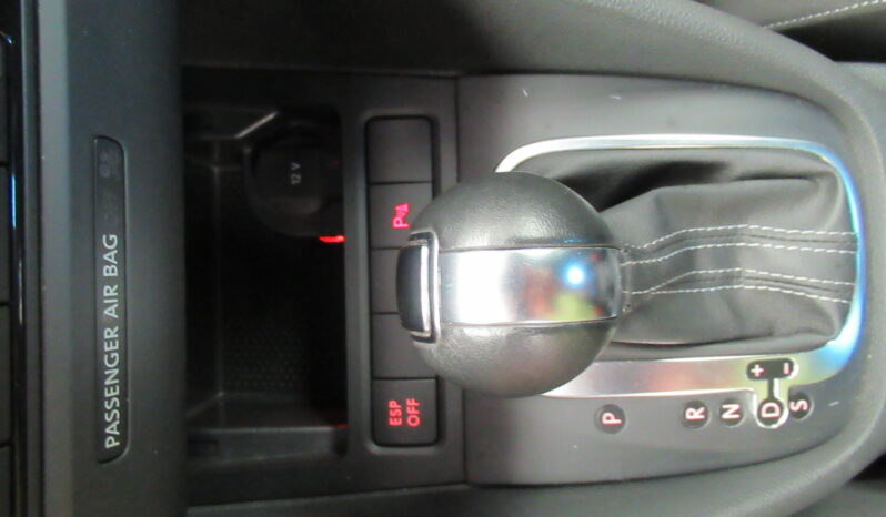 VW Golf VI R full