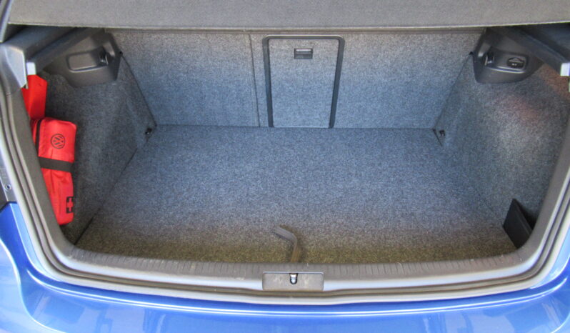 VW Golf VI R full